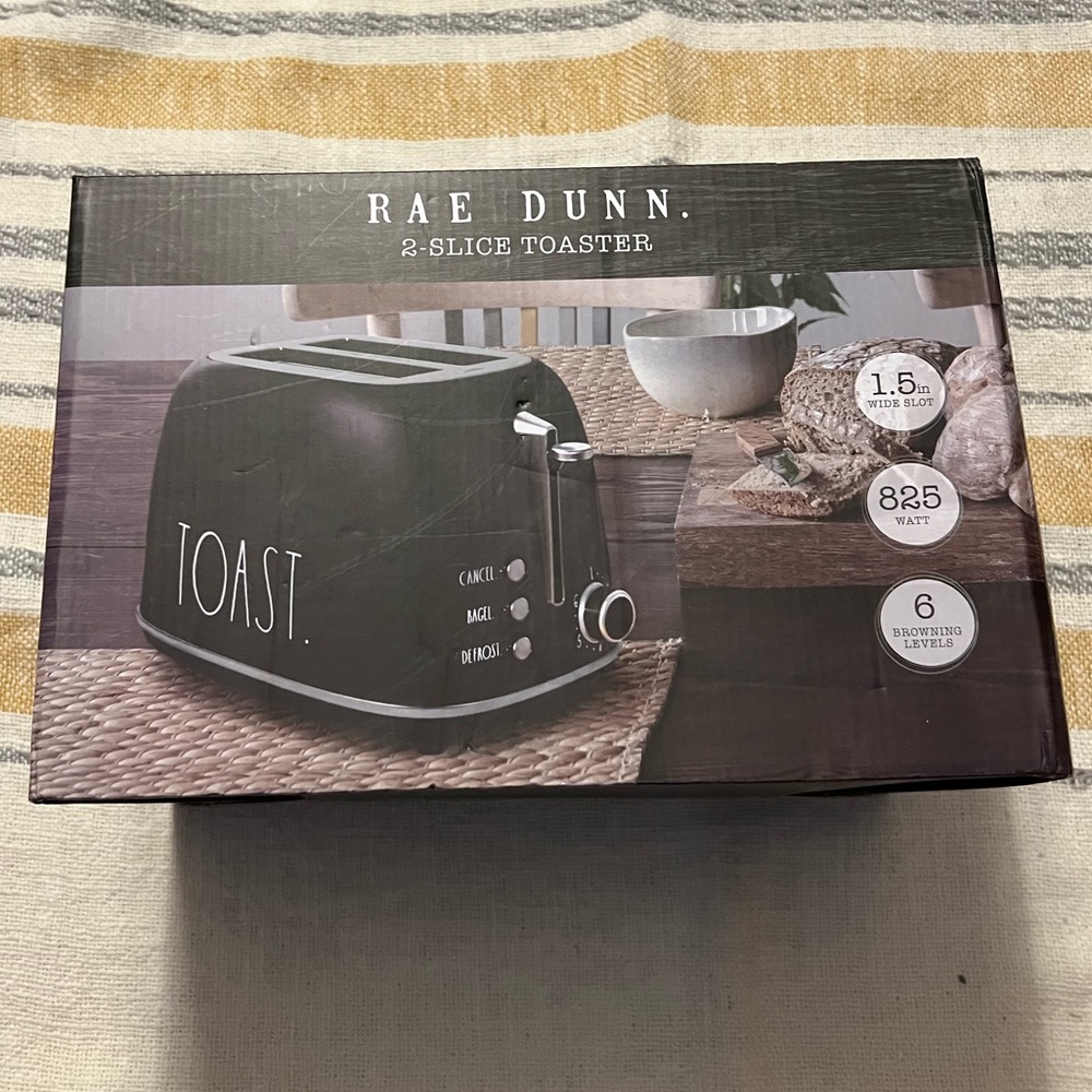 Rae Dunn toaster